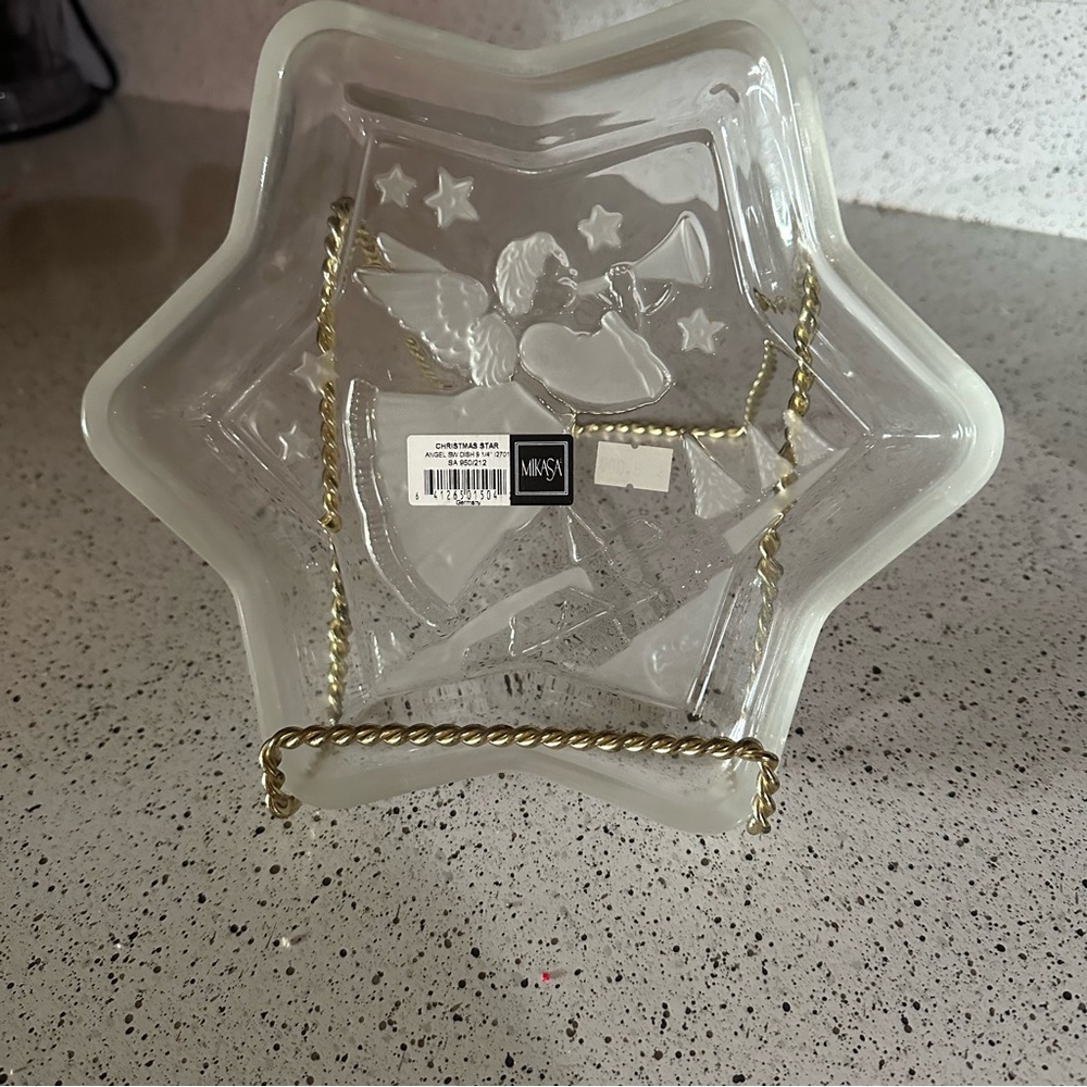 Mikasa Christmas Star Angel dish 91/4 in